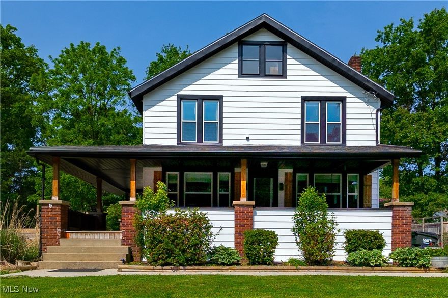 The perfect Stow colonial for your growing family! This 4-bedroom, 2-bath home is packed with updates! New
roof, shower, tub, hot water heater (2024), a new furnace and central air (2019) so you can move in without the
stress. Picture the kids playing safely in the fenced-in backyard while you relax on the charming wrap-around porch.
Inside, the spacious master suite with walk-in closet gives parents a private escape, while the oversized 3-car heated
garage with electric is a dream for storage, hobbies, or weekend projects. This is the kind of home where
memories are made, ready to welcome your family today.