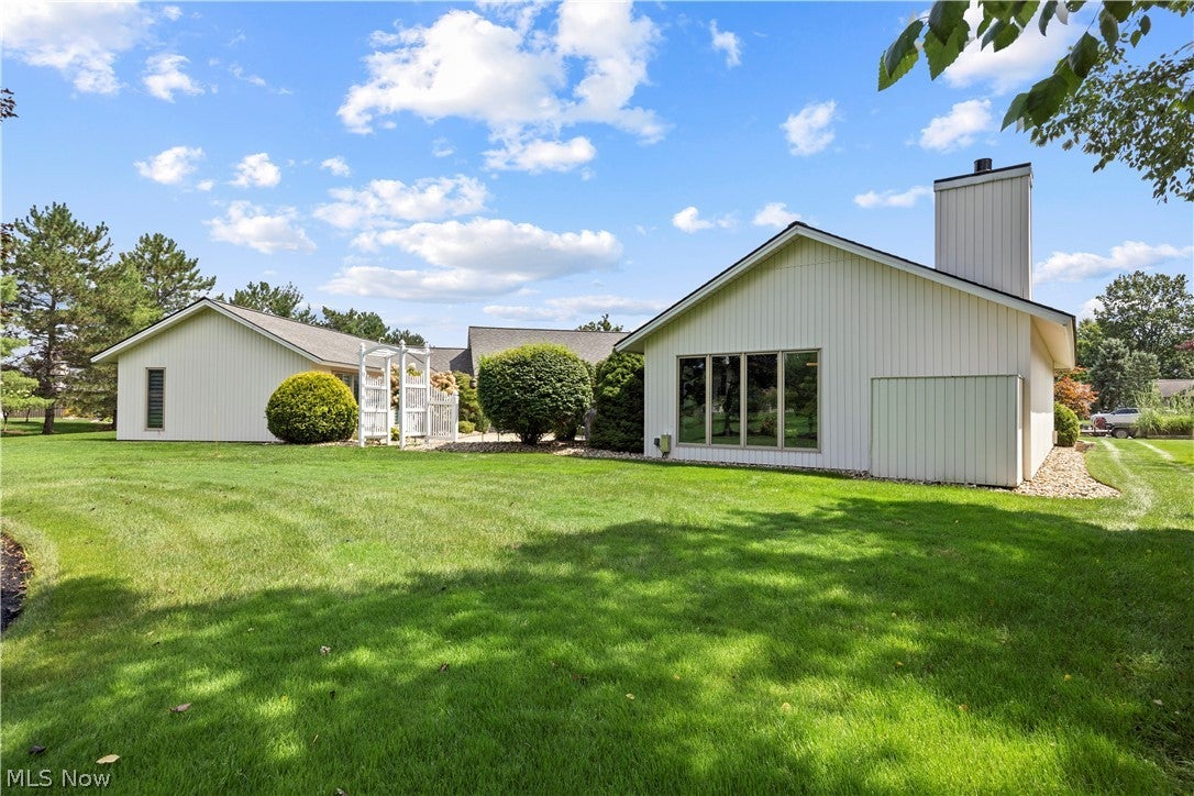 33008 Woodhaven Circle