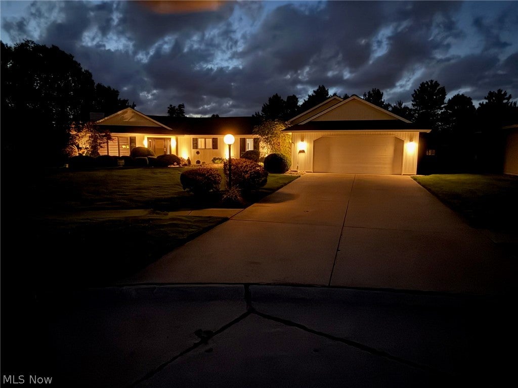 33008 Woodhaven Circle