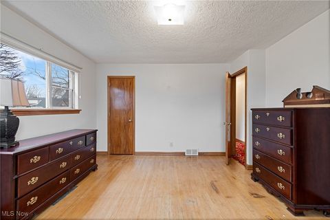 Tiny photo for 206 Harter Avenue NW, Canton, OH 44708 (MLS # 5180109)