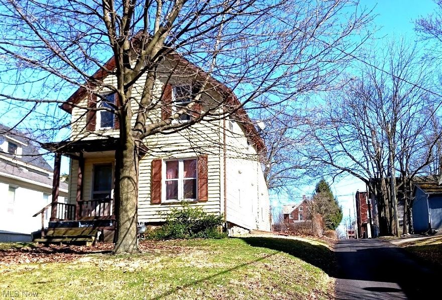 Own this home $0 down, $674 monthly includes taxes and insurance.
New wall and floor coverings.
Updated windows.
Furnace is less than 10 years old.
This property is agent owned.