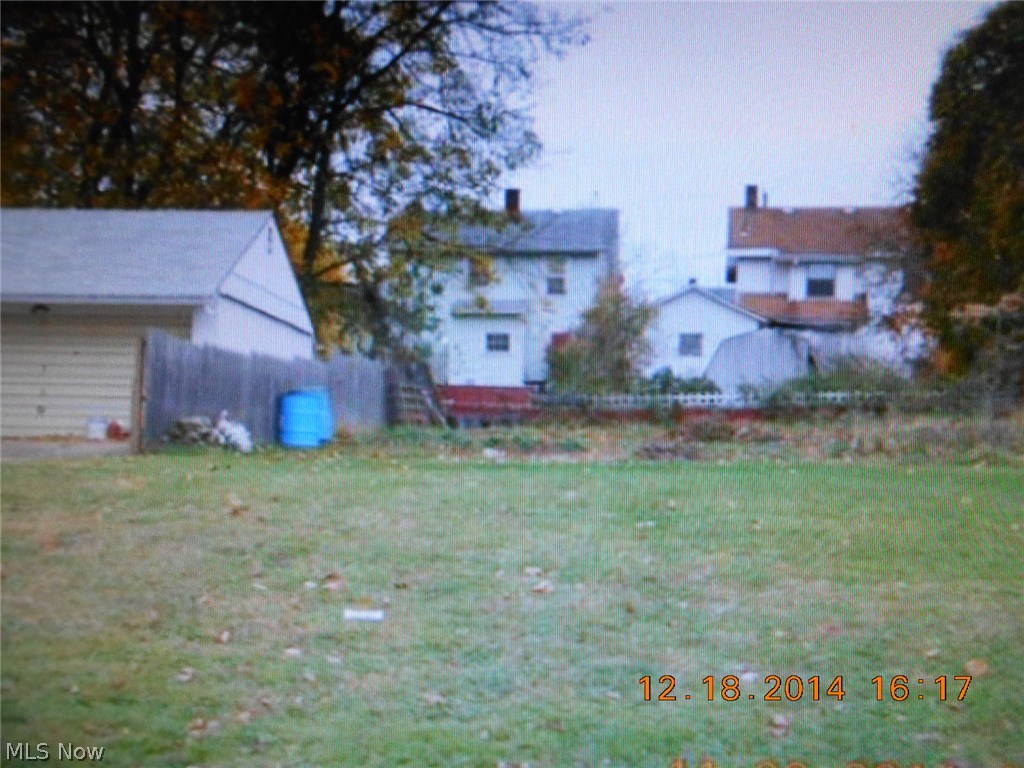 City/Youngstown - Land