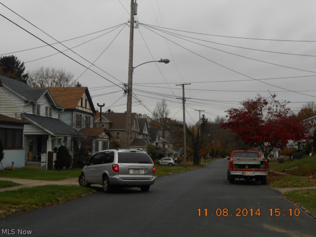 City/Youngstown - Land