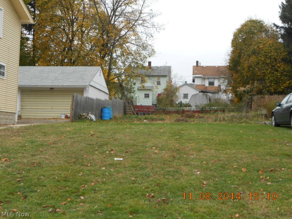 City/Youngstown - Land