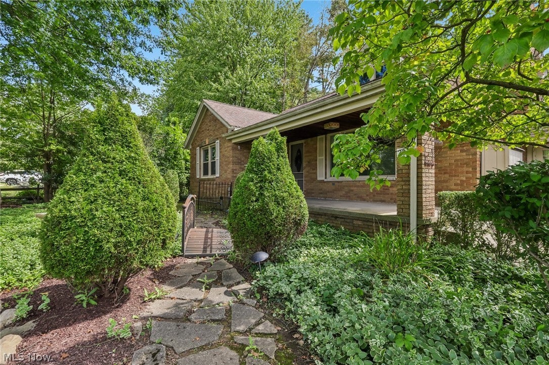 2965 Howell Drive