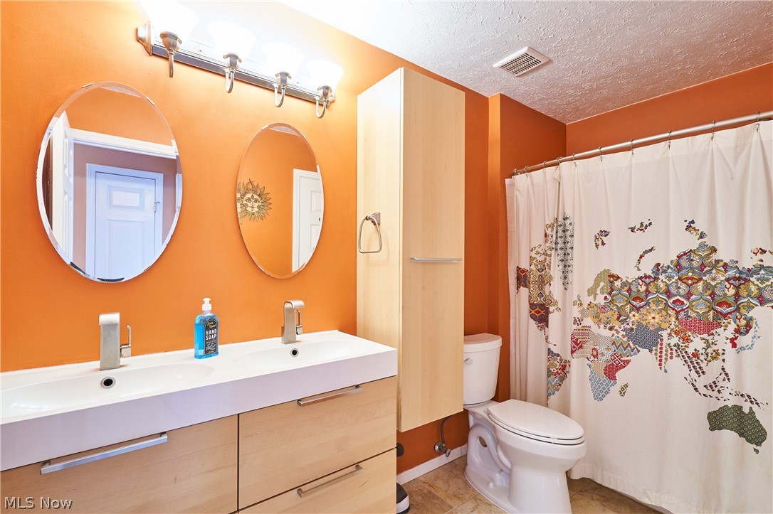 The Courtyard - Residential