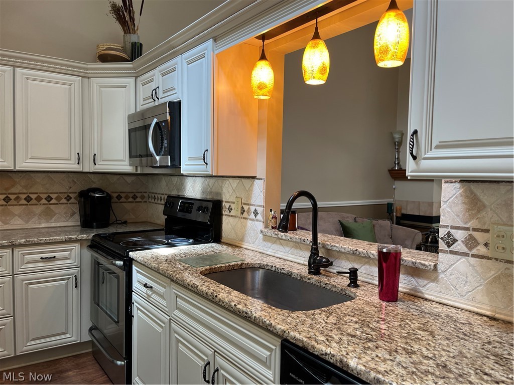 The Courts of Chaffee - Residential