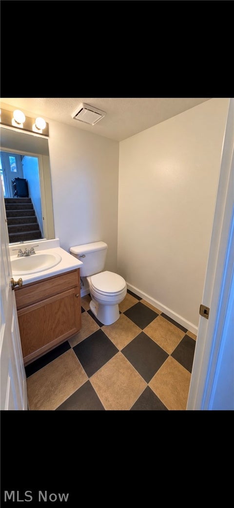 Tiny photo for 187 Rosslyn Boulevard, Steubenville, OH 43952 (MLS # 5255586)