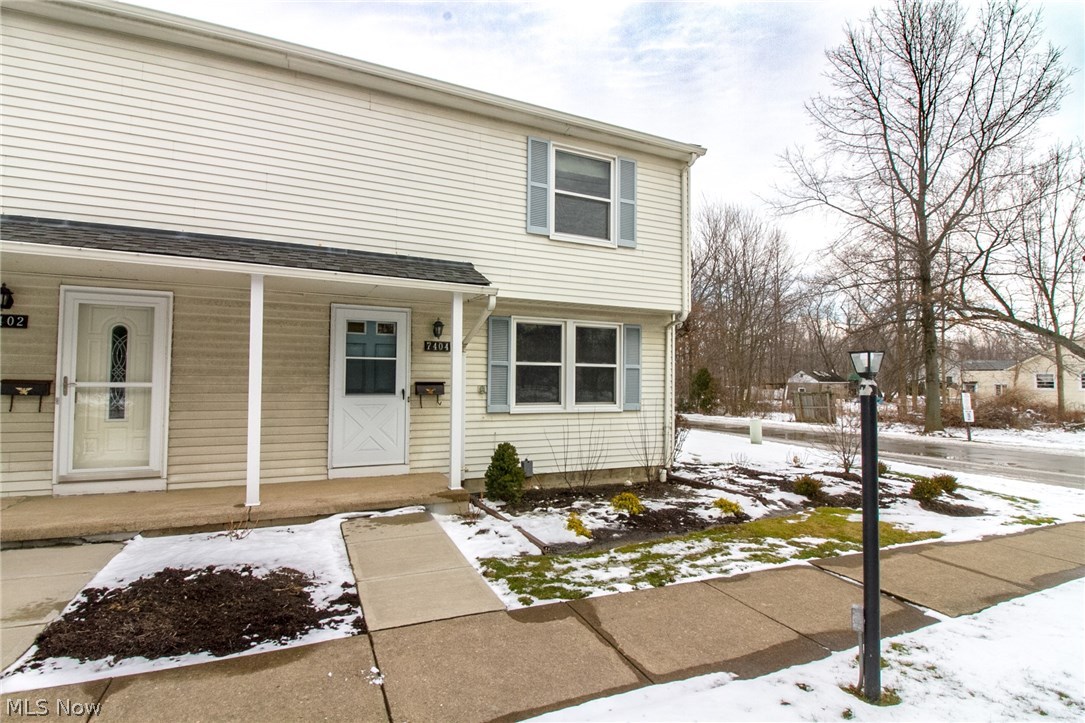 Western Reserve Condo 02 - Residential