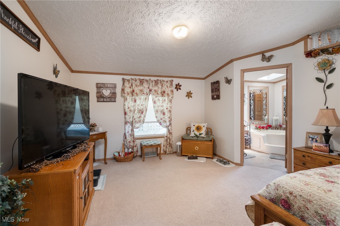 201 Pin Oak Circle, Elyria, Ohio image 21