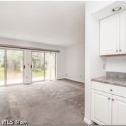 Tinkers Lane Condo - Residential