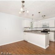 Tinkers Lane Condo - Residential