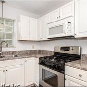 Tinkers Lane Condo - Residential