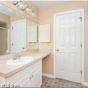 Tinkers Lane Condo - Residential