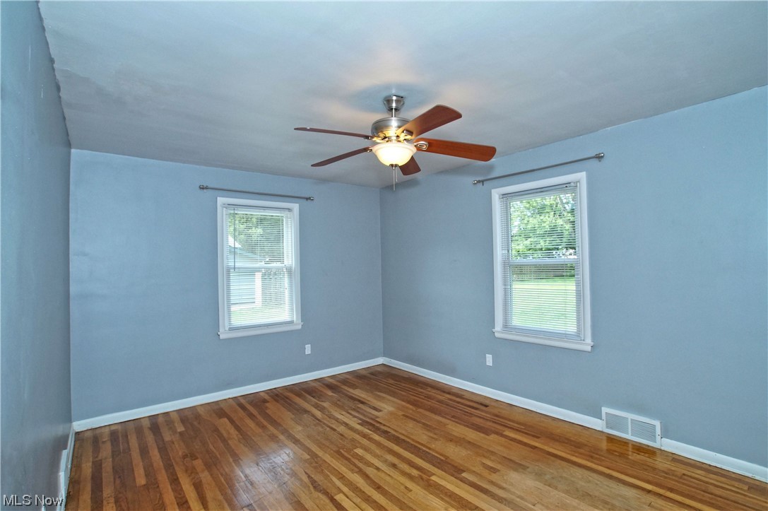 W T Amos Belvoir Bayard 03 - Residential