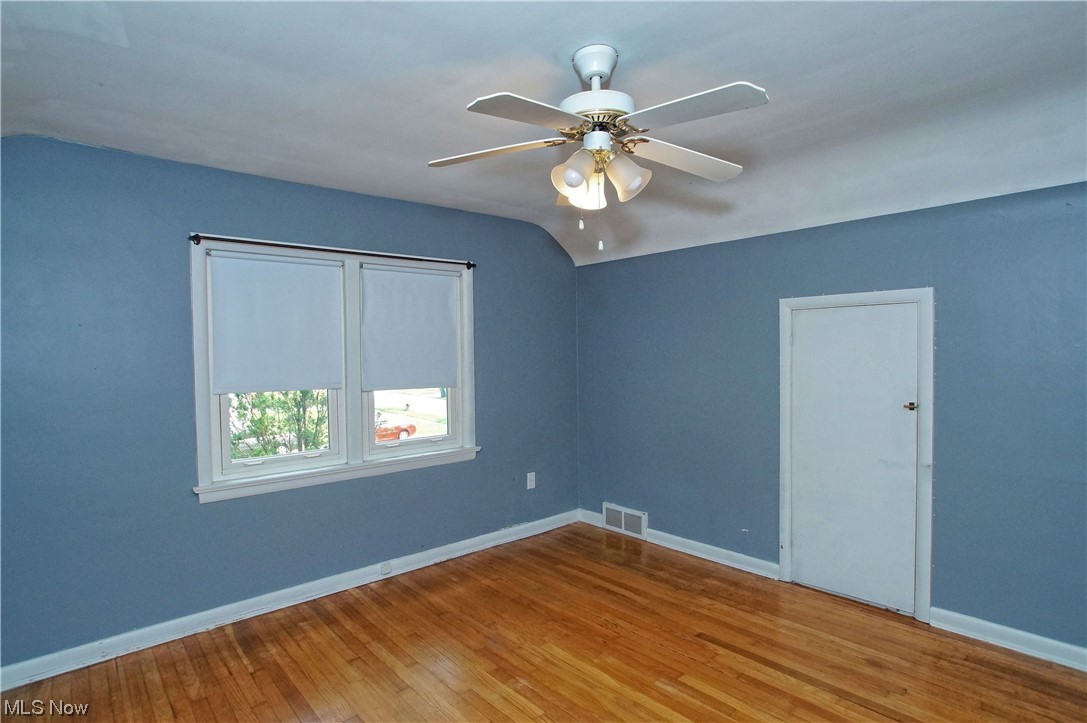 W T Amos Belvoir Bayard 03 - Residential