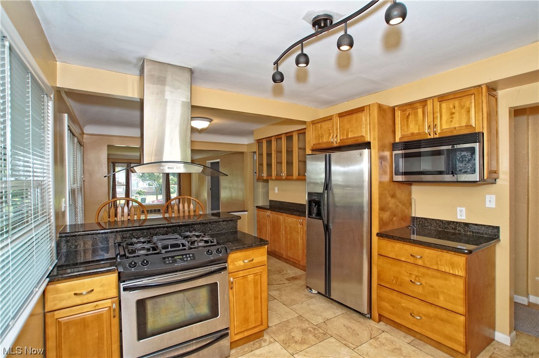 W T Amos Belvoir Bayard 03 - Residential