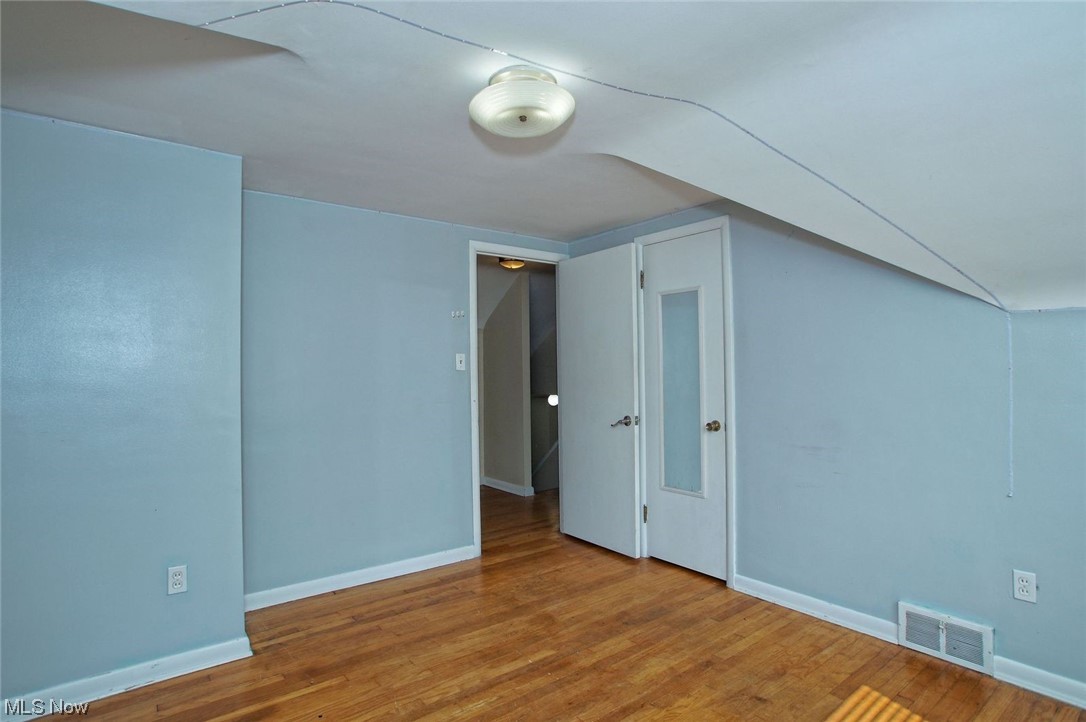 W T Amos Belvoir Bayard 03 - Residential