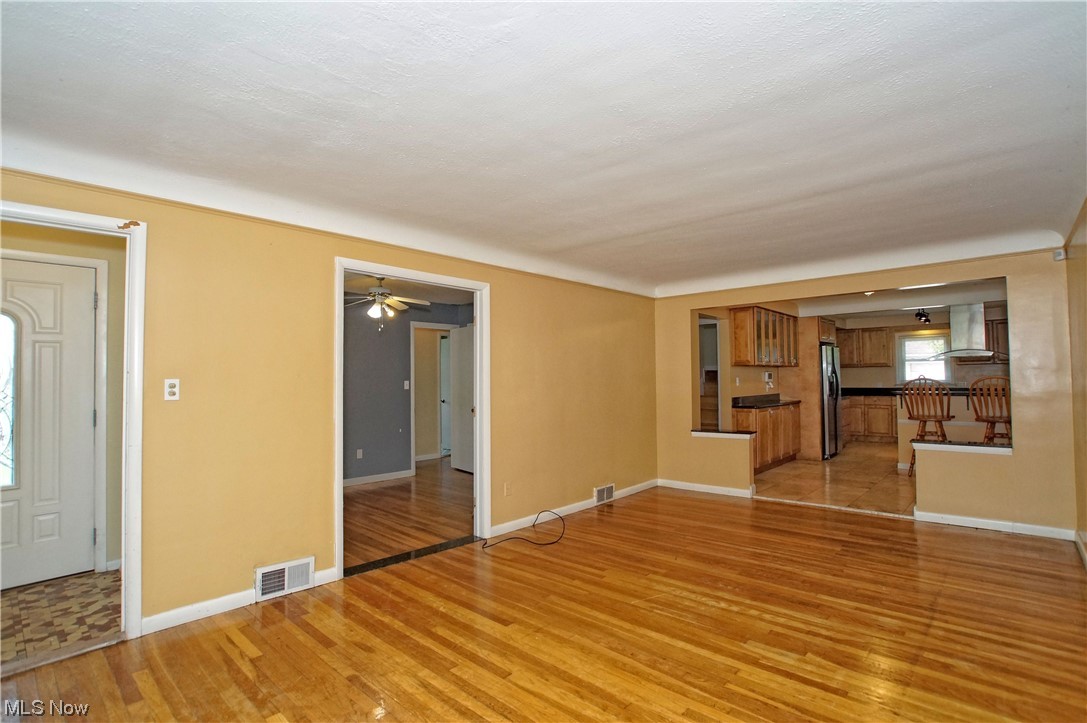 W T Amos Belvoir Bayard 03 - Residential