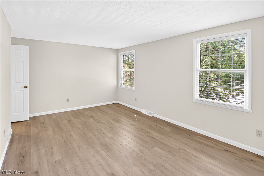 Twin Oaks - Residential