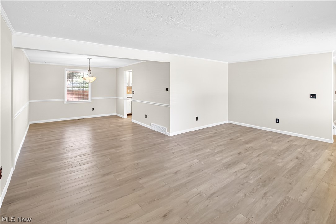 Twin Oaks - Residential