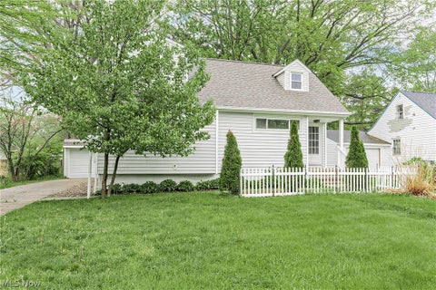 3719 Walter Road, North Olmsted, OH 44070 - #: 5204678