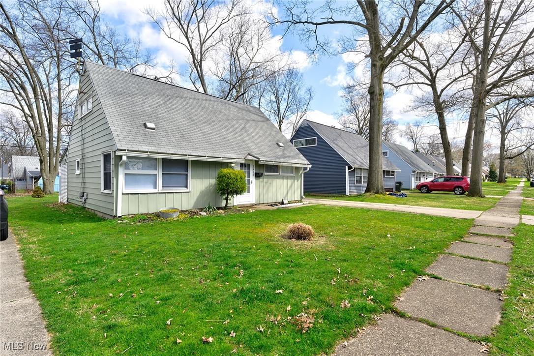 1881 Windsor Street, Cuyahoga Falls, Ohio image 32