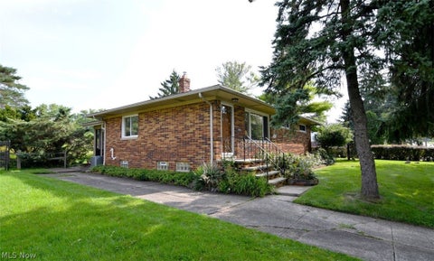 Tiny photo for 3000 W Sprague Road, Parma, OH 44134 (MLS # 5235141)