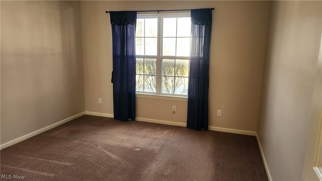 Photo of 15539 Nantucket Cove #2, Middlefield, OH 44062 (MLS # 5189584)