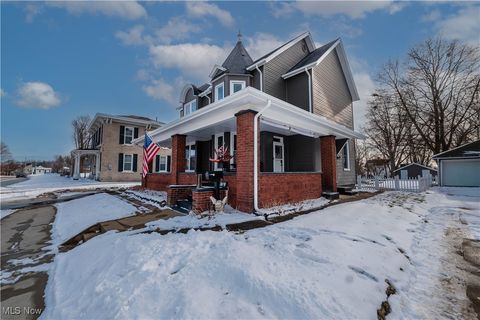 Tiny photo for 408 E Gorgas Street, Louisville, OH 44641 (MLS # 5180184)