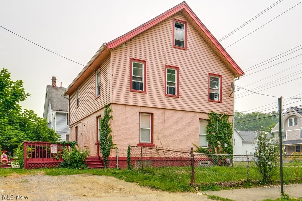 2118 Denison Avenue