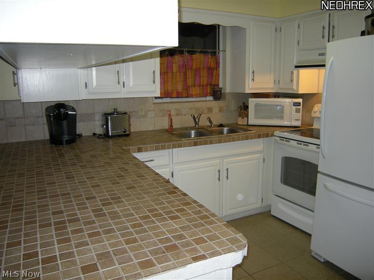 Belden Park Condos - Residential