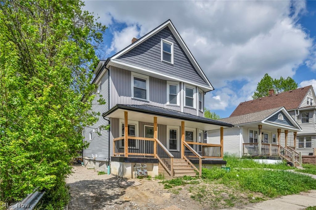 Photo of 10905 Grandview Avenue, Cleveland, OH 44104 (MLS # 5204996)