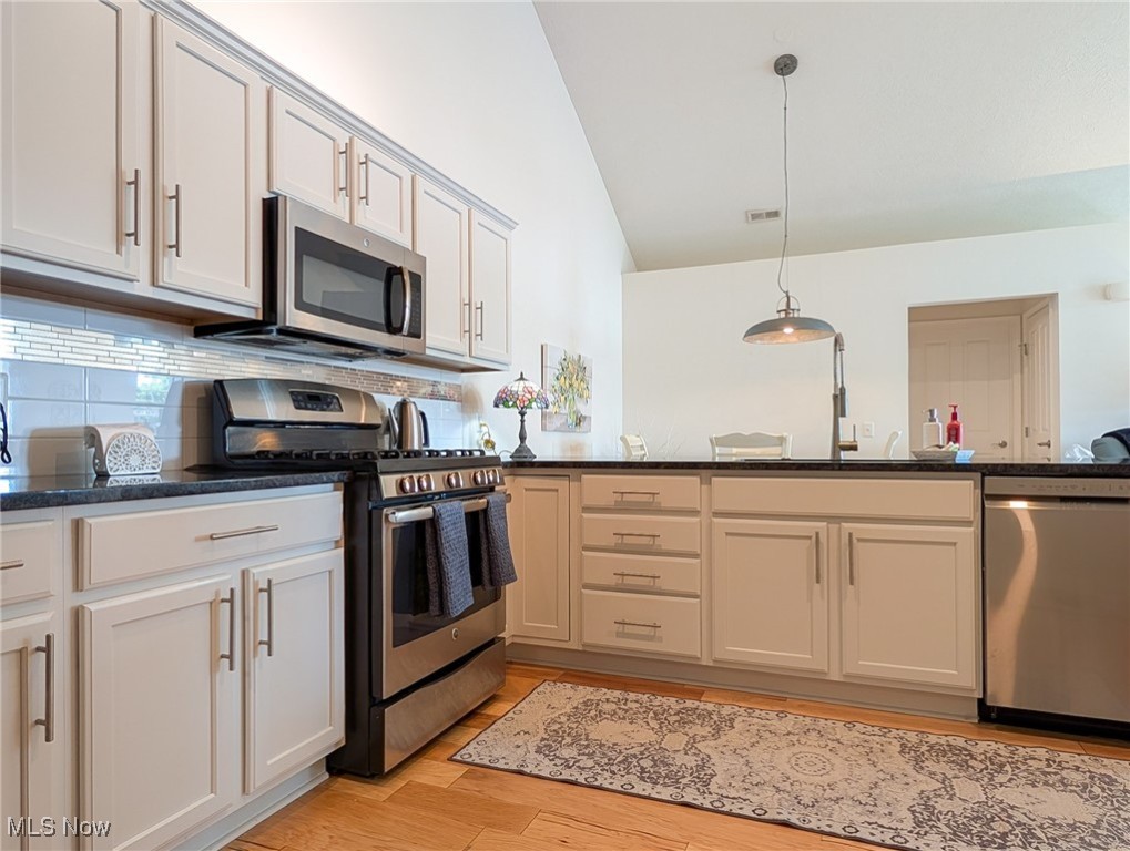 Fairways/Boulder Crk Condo - Residential