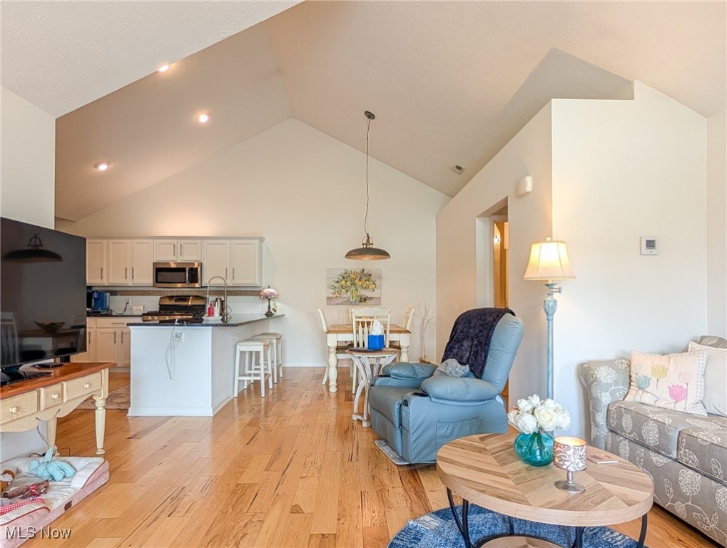 Fairways/Boulder Crk Condo - Residential