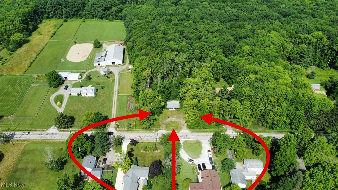 Prime 1.27-Acre Lot in Chardon – Exceptional Development Opportunity
Discover a rare chance to build on this prime 1.27-acre lot in the heart of Chardon. Formerly home to a thriving farmers market, the property carries a rich history and offers incredible potential for new development. Ideally situated near major highways, it provides excellent accessibility for both residential and commercial use.
Key features include:
No HOA fees
Natural gas and electric hookups ready
Existing built-in shed for immediate storage or utility use
This property is ready for your vision—don’t miss the opportunity to transform this well-located lot into something truly extraordinary.