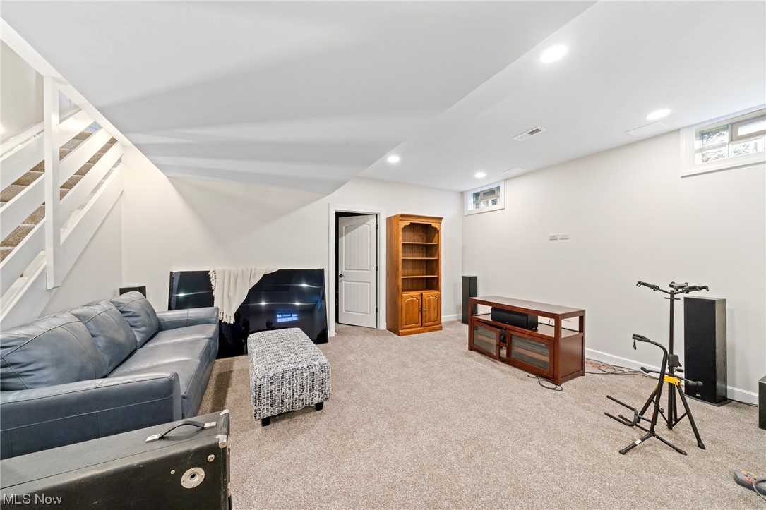 Rolling Green #4 - Residential