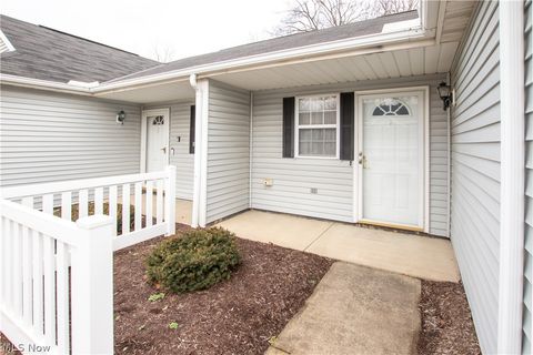 Tiny photo for 30250 Ginger Lane #43B, North Olmsted, OH 44070 (MLS # 5187332)