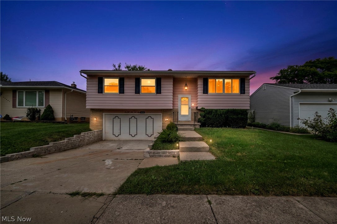 14369 Rochelle Drive