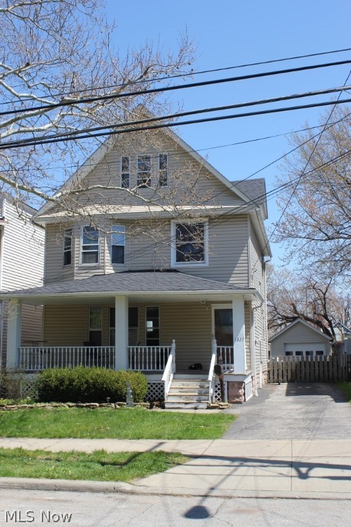 Henry Beach - Residential