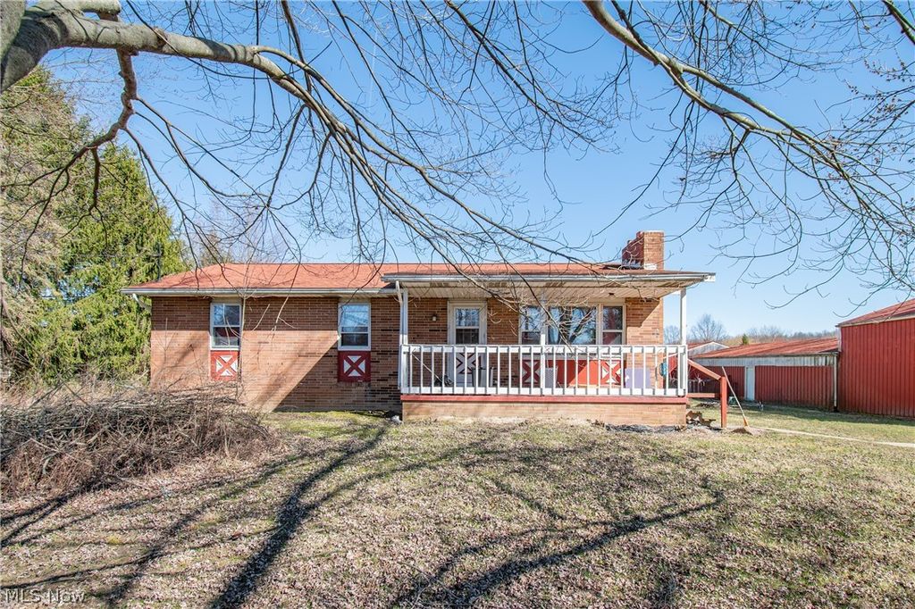 Photo of 3686 Jones Road, Diamond, OH 44412 (MLS # 5191977)