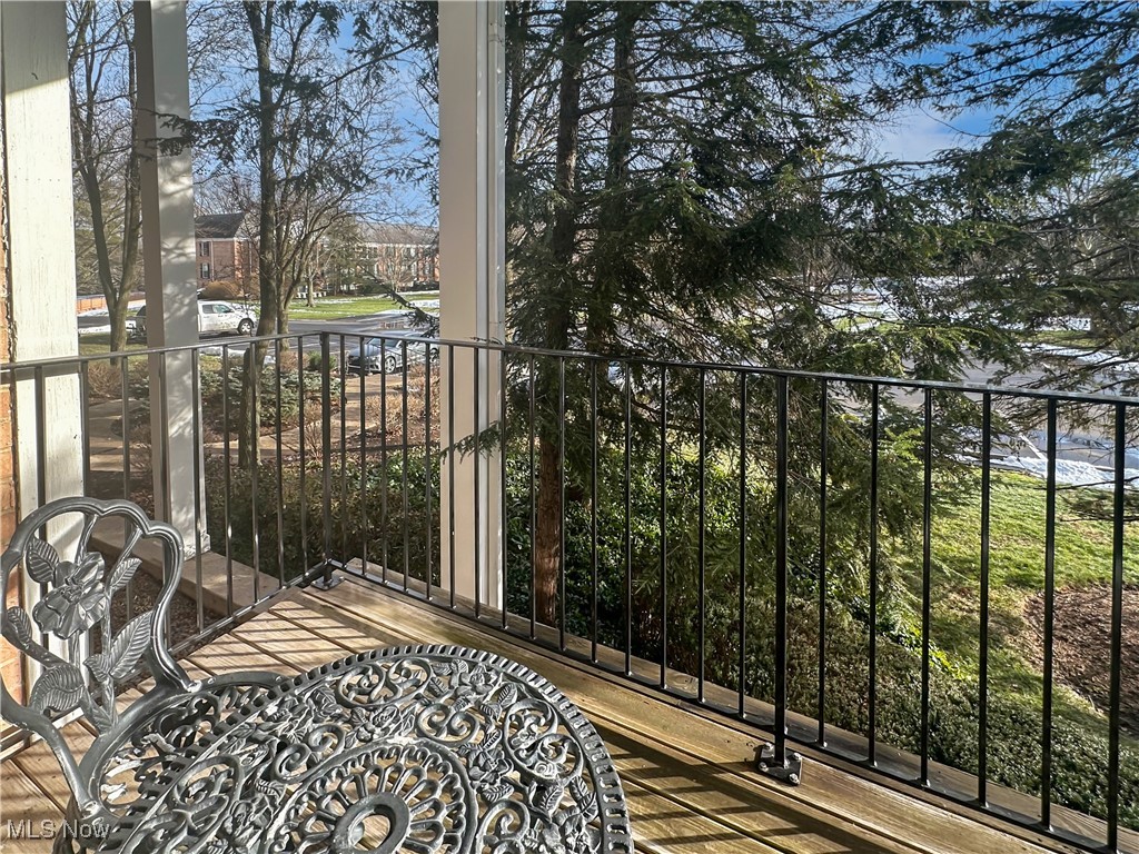 Versailles At Hudson Condo - Residential