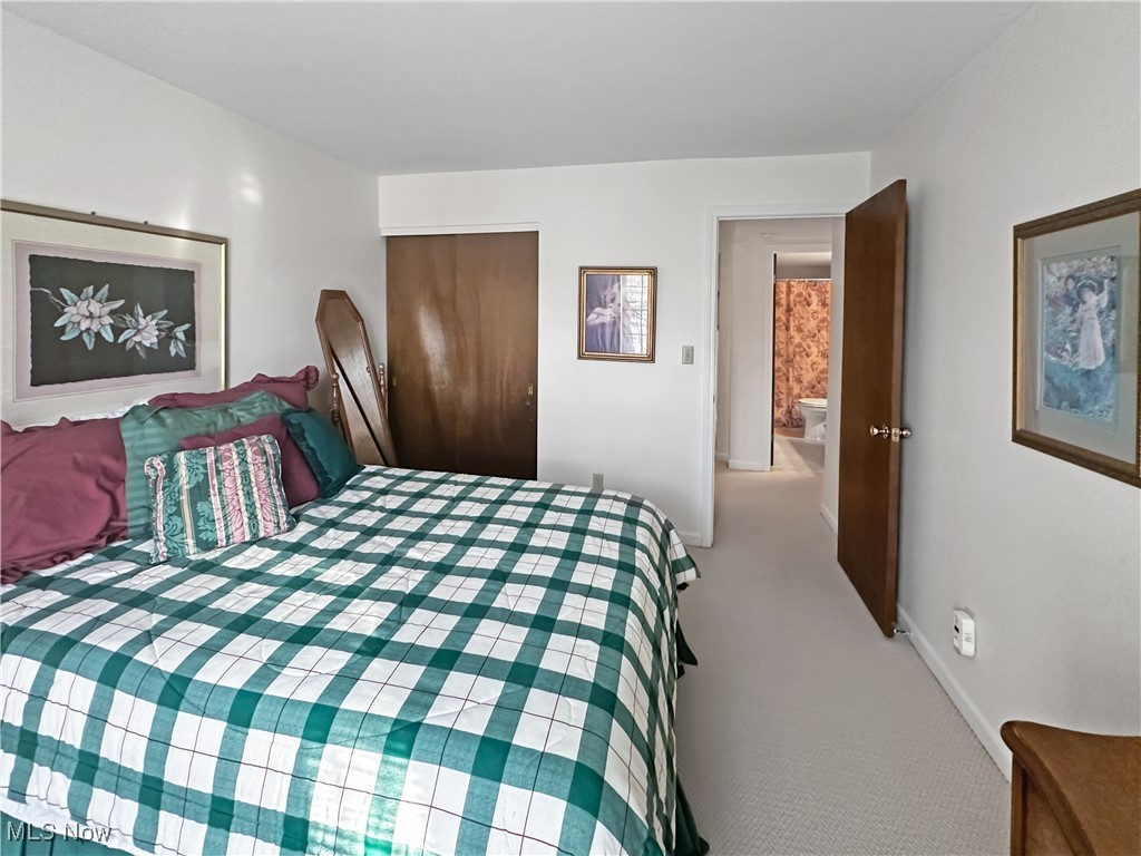 Versailles At Hudson Condo - Residential