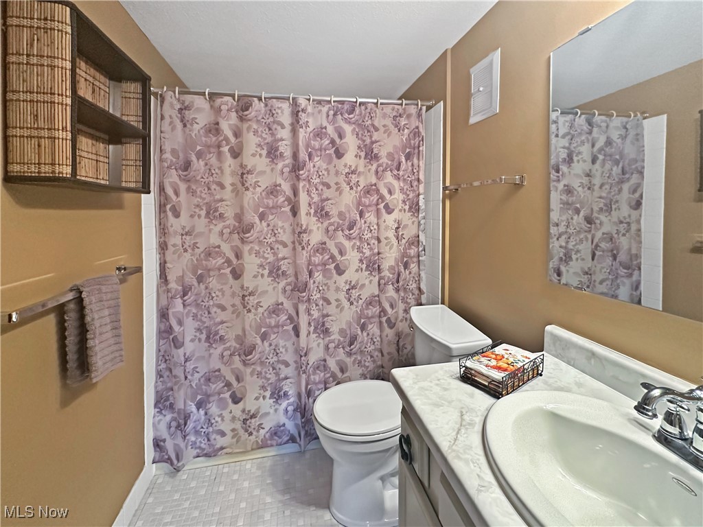 Versailles At Hudson Condo - Residential