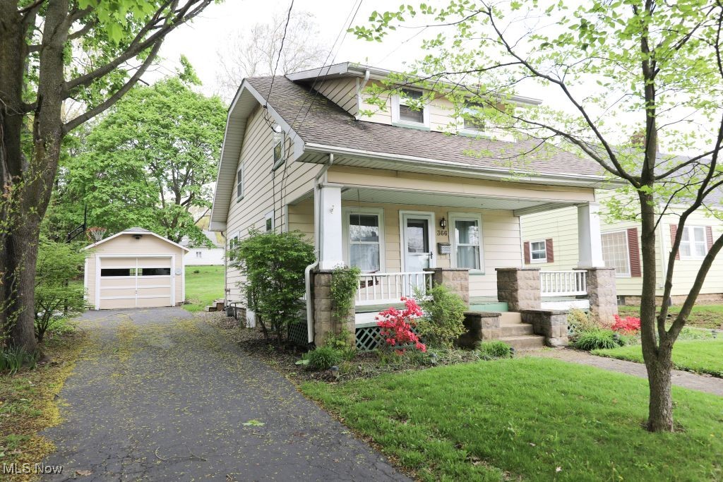 366 W 8th Street, Salem, Ohio image 1