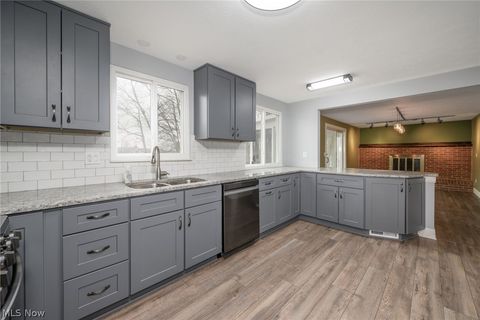 Tiny photo for 1167 Waldo Way, Twinsburg, OH 44087 (MLS # 5187904)