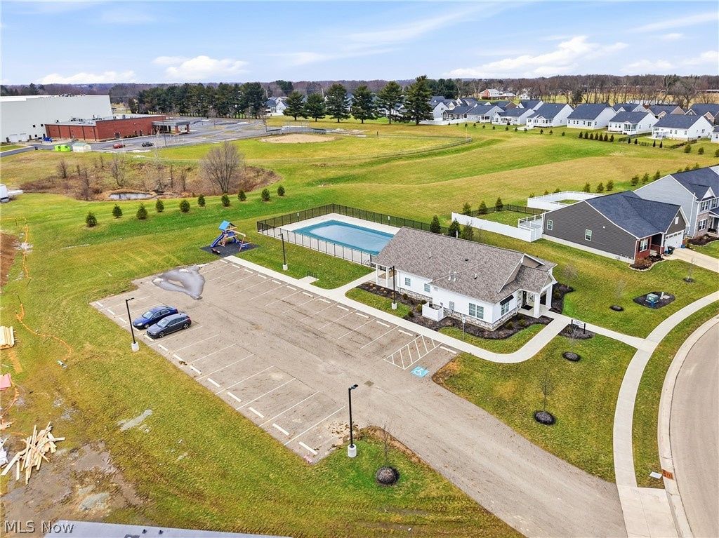 Fountains/Edgewood #4 - Residential