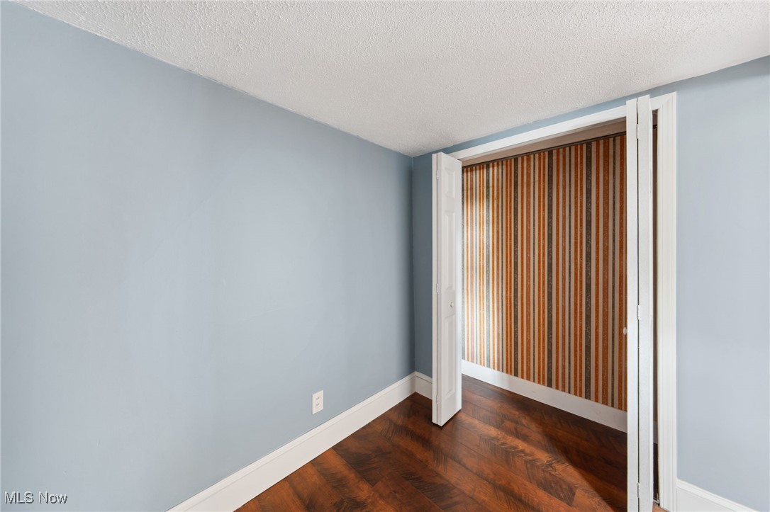 6813 W Clinton Avenue, Cleveland, Ohio image 33