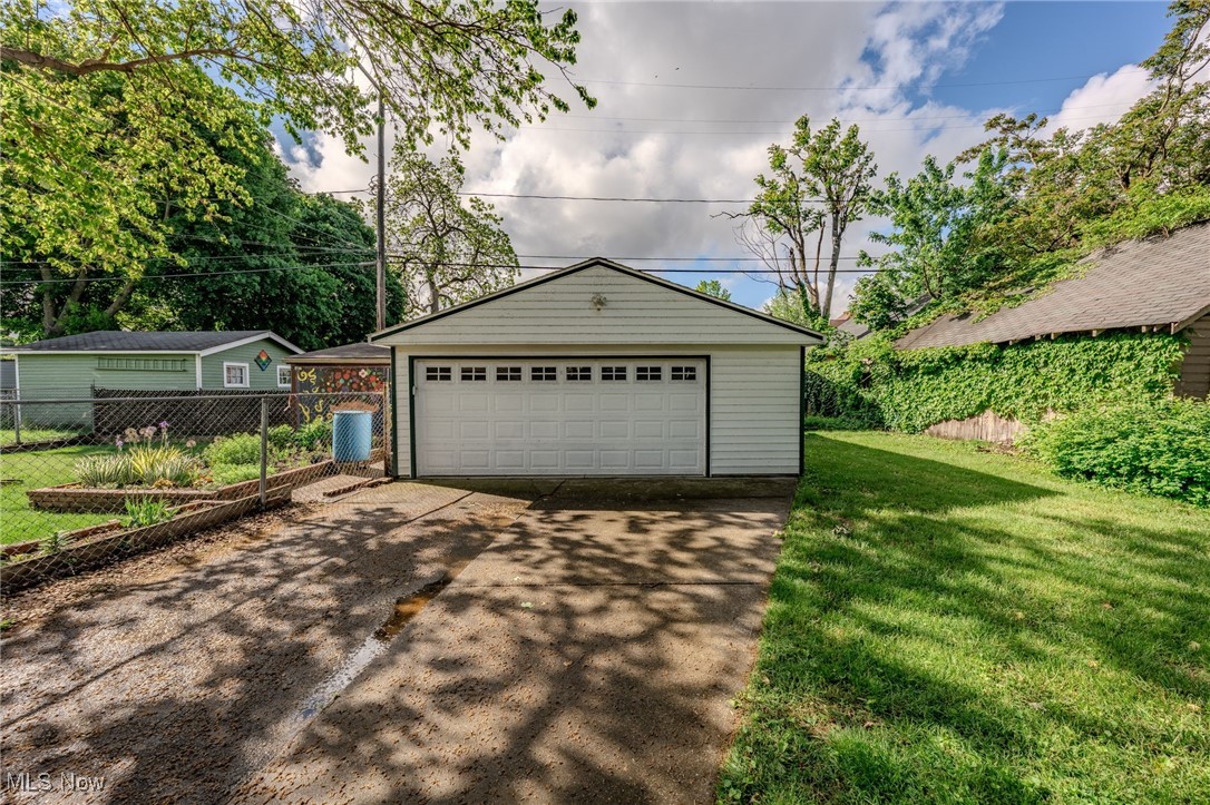 6813 W Clinton Avenue, Cleveland, Ohio image 41