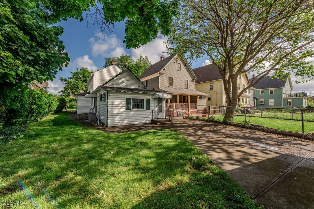 6813 W Clinton Avenue, Cleveland, Ohio image 42